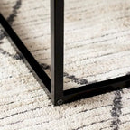 Table basse à cadre métallique