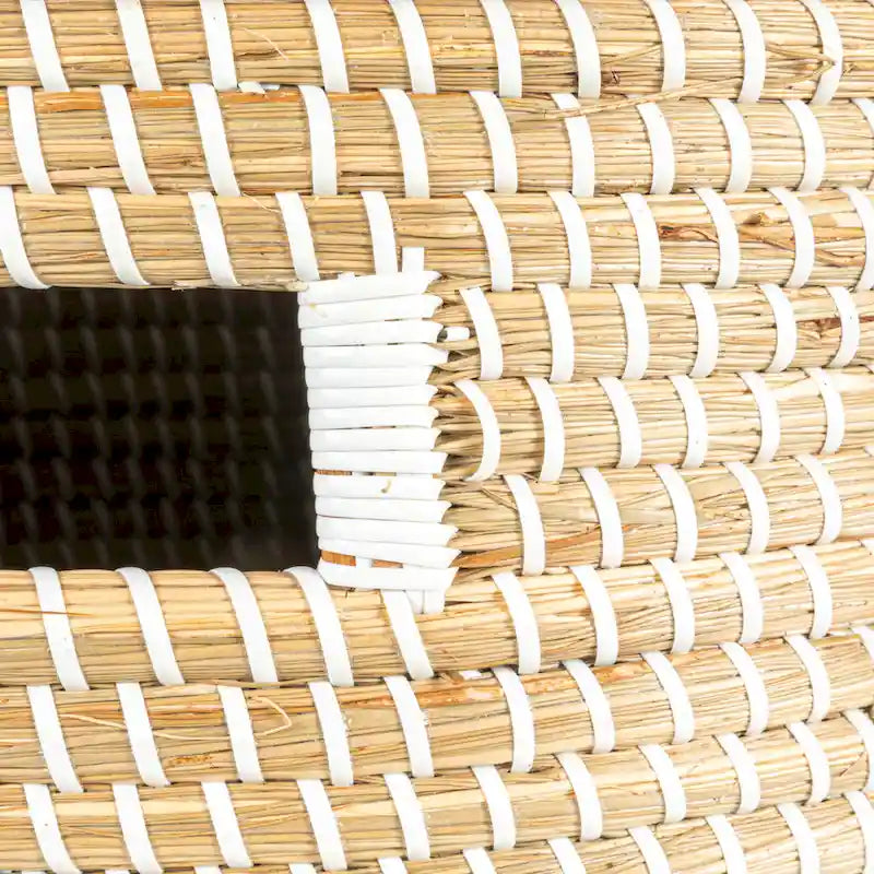 Tables en jonc de mer avec rangements et plateaux en bois